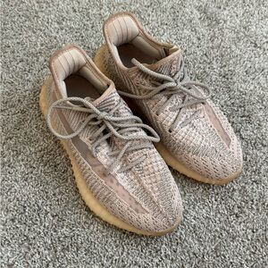 YEEZY Boost 350 V2 "Synth Reflective" sneakers